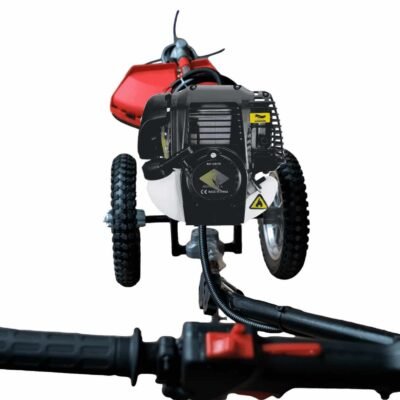 alt=Decespugliatore con ruote 4 tempi AG-GZ35